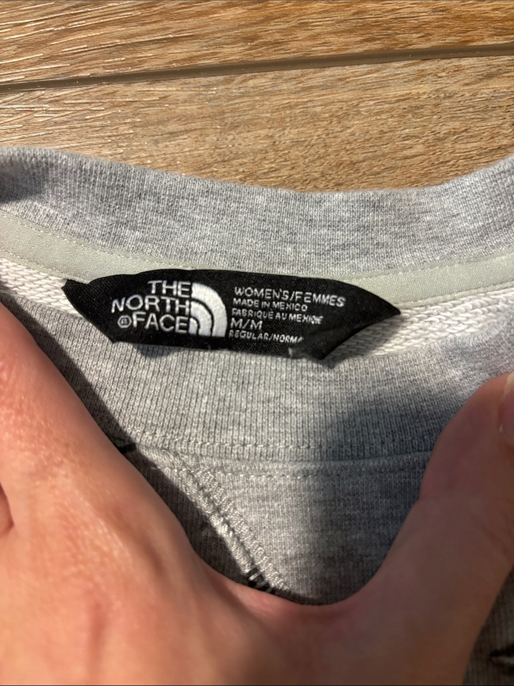 The North Face Crew Neck Sweatshirt - Picture 3 of 4